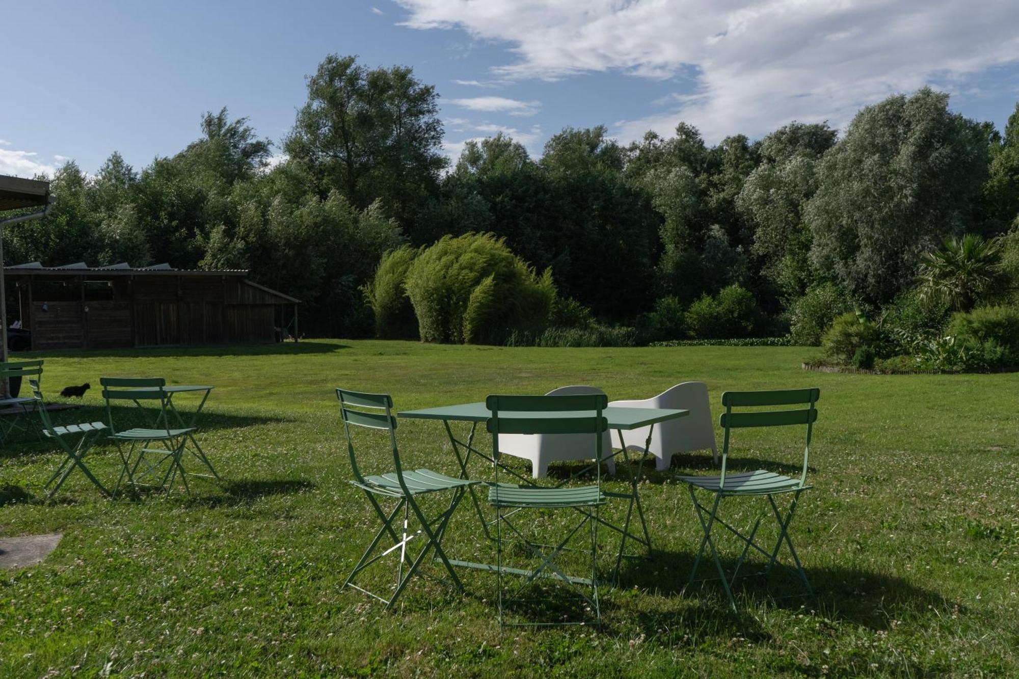 Au Petit Canteleu - Bed & Breakfast Beloeil Zewnętrze zdjęcie